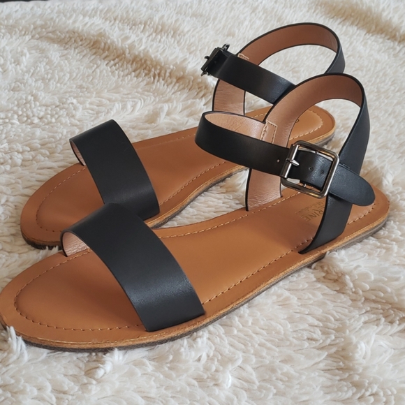 Catherine Malandrino Shoes - Strap Sandals Flats Black Adjustable Ankle Tan NWT